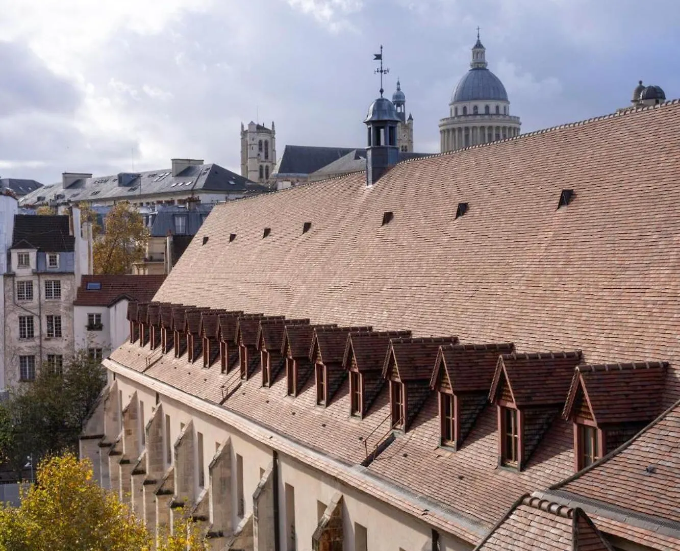 Hotel Pilgrim Paris