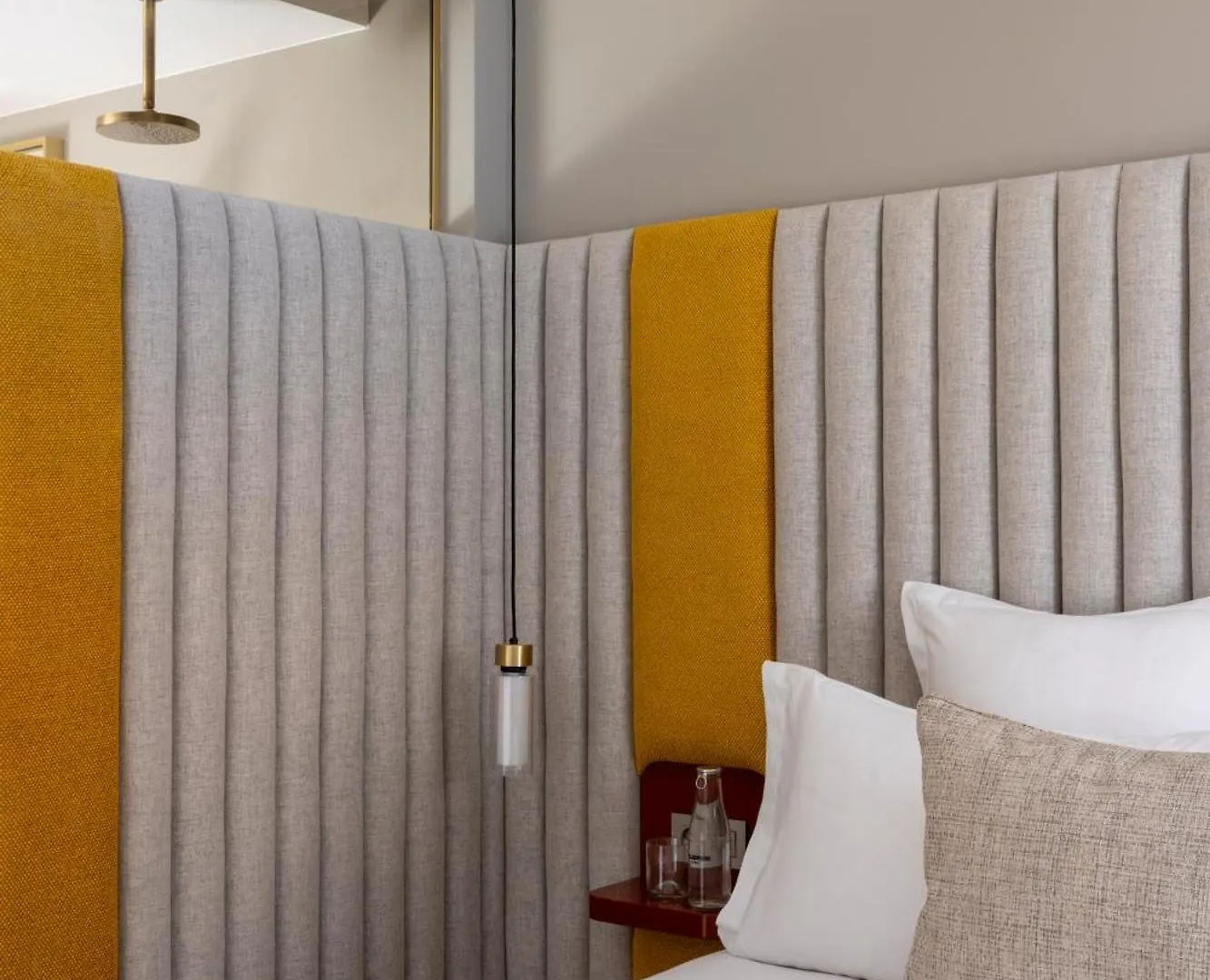 ****  Hotel Pilgrim Párizs Franciaország